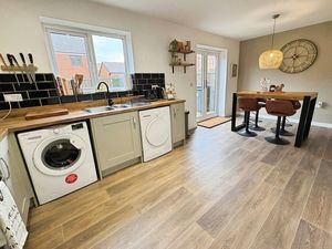 Photo 14- click for photo gallery